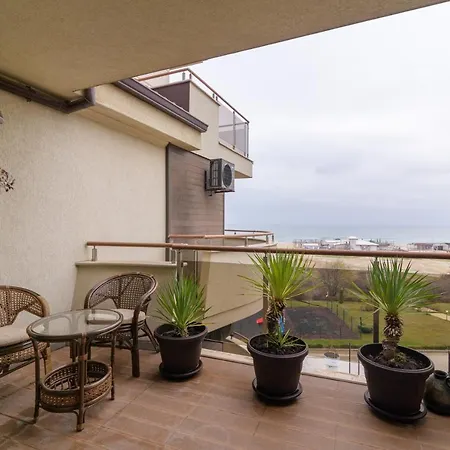 דירה Infinity View Shkorpilovci